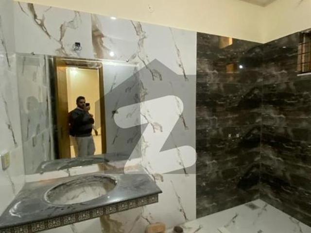 House for sale in Gujrat, Islamabad Capital Territory