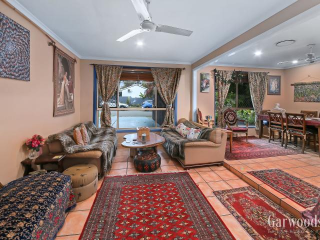 House for sale in Sunrise Beach