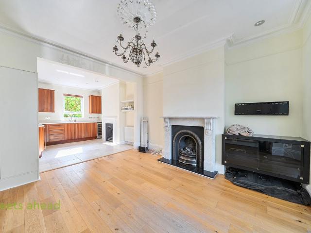 Apartment for rent in West Norwood, Greater London