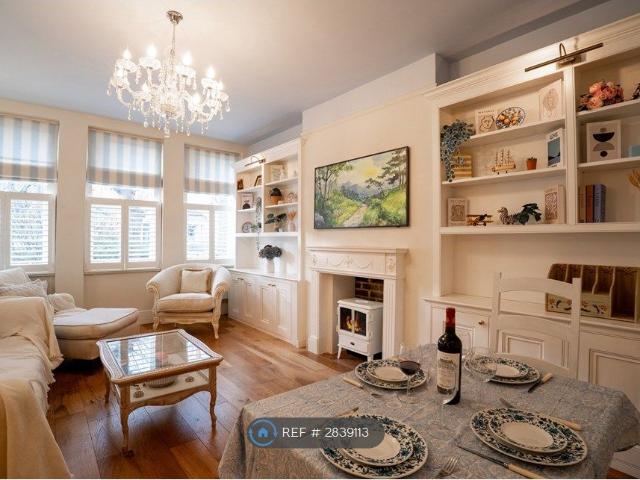 Apartment for rent in Putney, Greater London