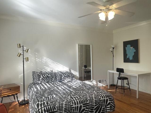Room for rent in Pasadena, California