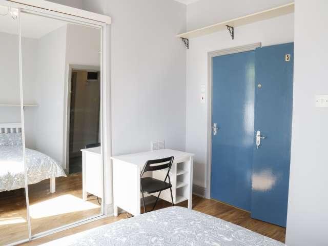 Room to rent in Dublin 7, Bluebell