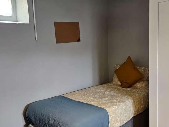 Room to rent in Bluebell, North Tipperary