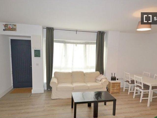 Room to rent in Bluebell, North Tipperary