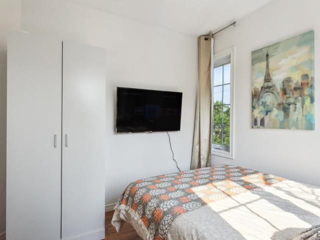 Room for rent in Woburn, Ontario
