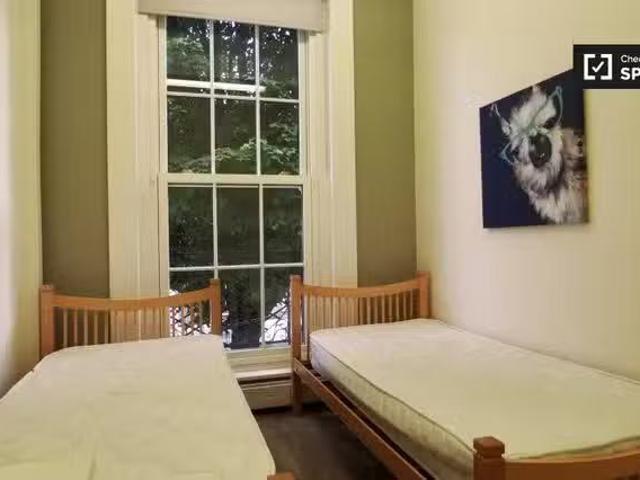 House to rent in Bluebell, North Tipperary