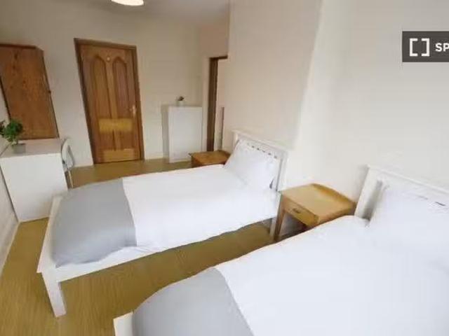 House to rent in Bluebell, North Tipperary