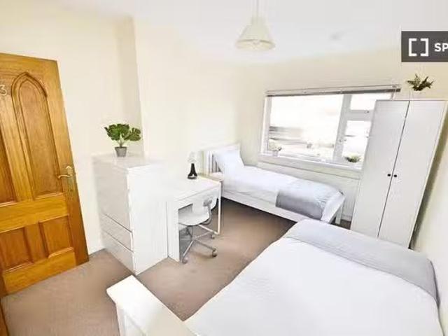 House to rent in Bluebell, North Tipperary