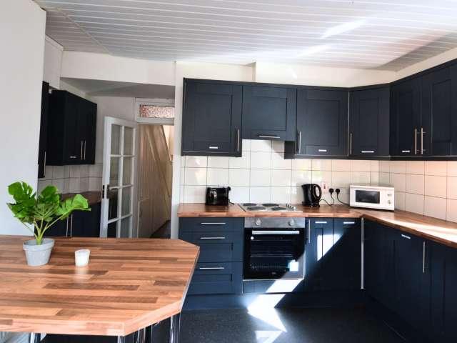 Room to rent in Bluebell, North Tipperary