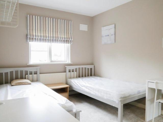 House to rent in Bluebell, North Tipperary