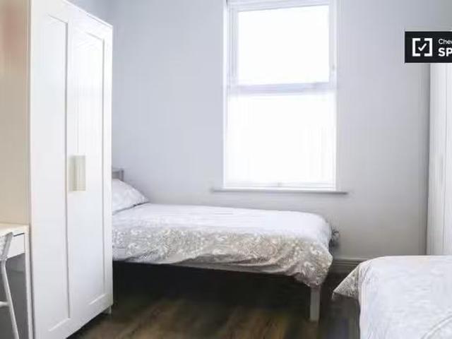 House to rent in Bluebell, North Tipperary