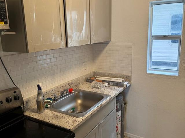 Room for rent in West Palm Beach, Florida