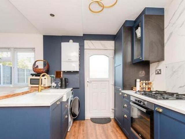 House for sale in Hawley, Monks Orchard
