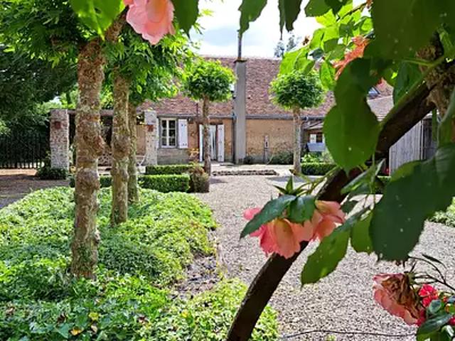 Maison vente à Saint-Amand-Montrond, Beddes