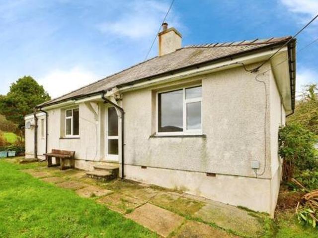 House for sale in Caernarfon, Wales