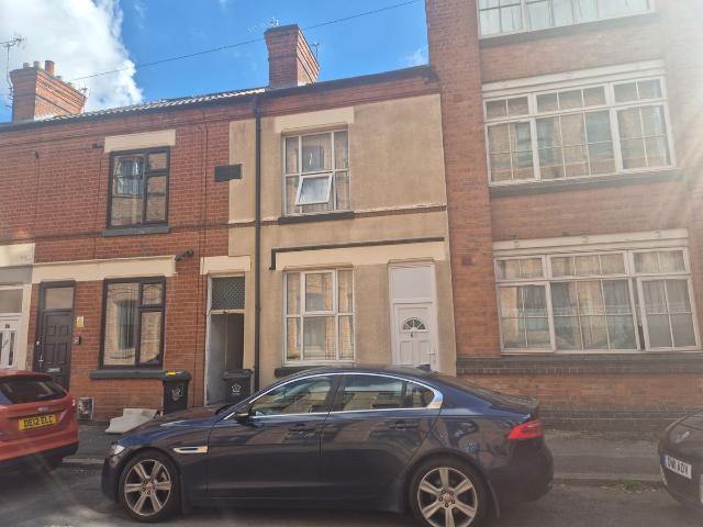 House for rent in Bede Island, Leicester