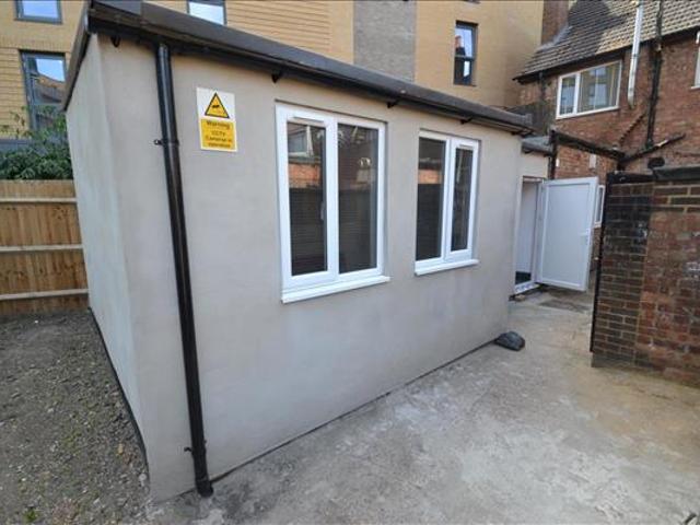 Apartment for rent in London Borough of Hounslow, Greater London