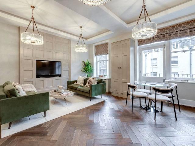 Apartment for rent in Saint Giles, Bloomsbury