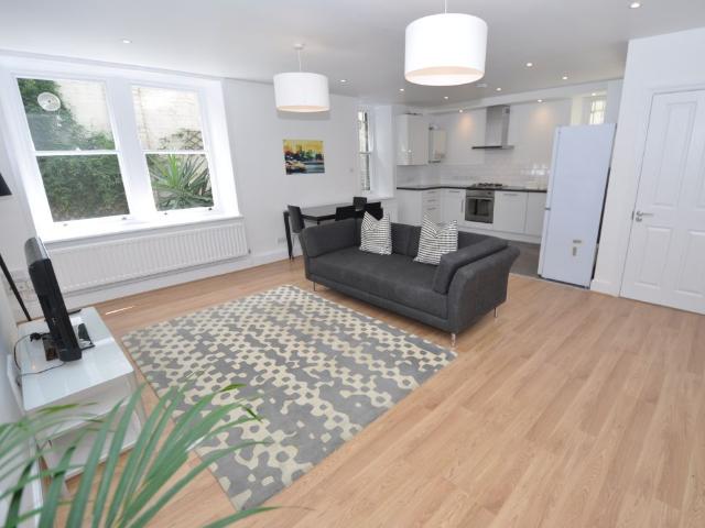 Apartment for rent in Saint Giles, Bloomsbury