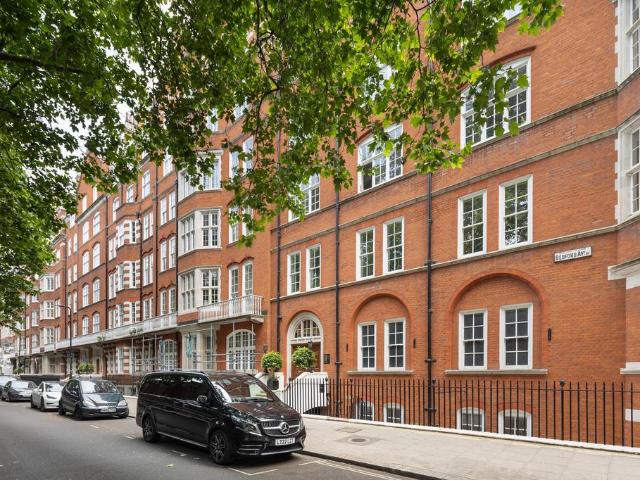 House for rent in Saint Giles, Bloomsbury