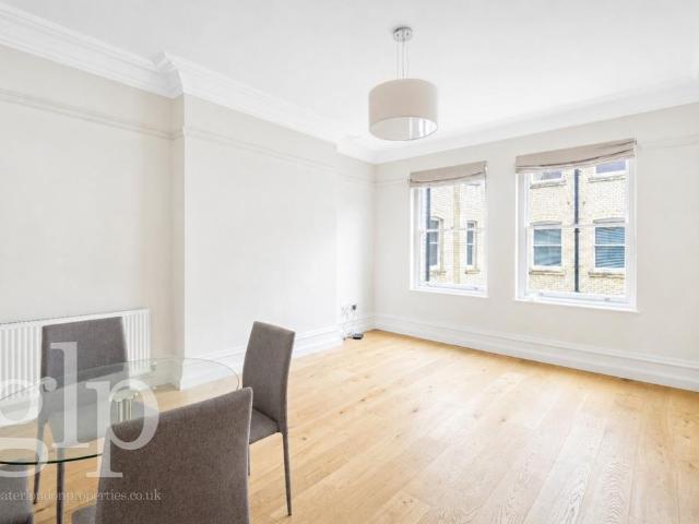 House for rent in Saint Giles, Bloomsbury