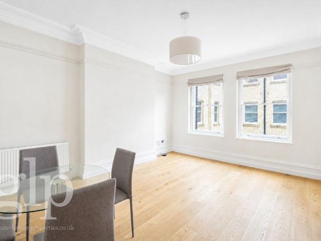Apartment for rent in Saint Giles, Bloomsbury