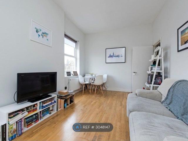 Apartment for rent in Balham, Greater London