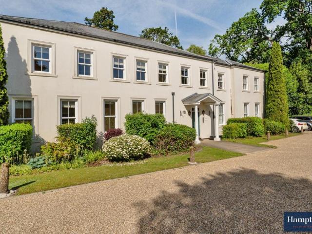 Apartment for rent in Shrubs Hill, Sunningdale