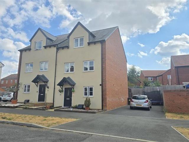 House for rent in Biddenham, Bedford