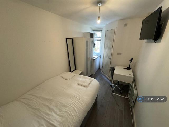 Apartment for rent in Brunswick, Brighton & Hove