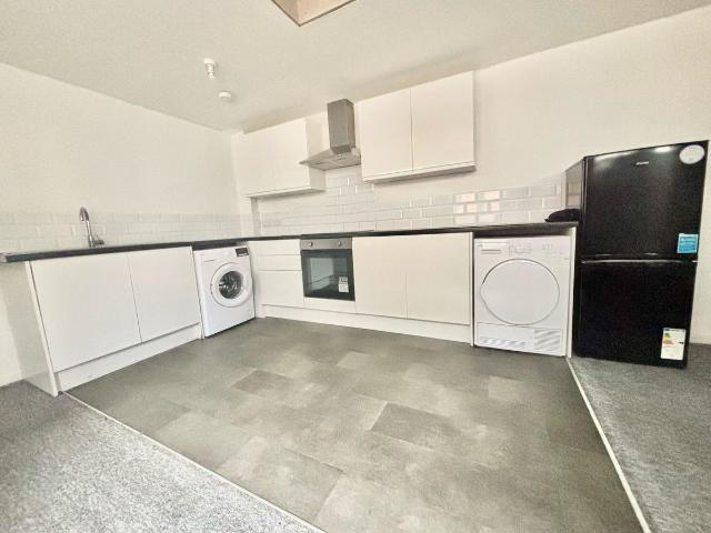 Apartment for rent in The Polygon, City Of Southampton