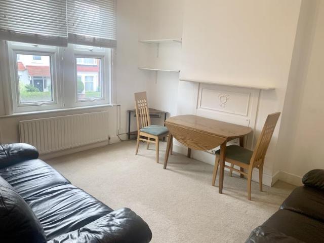 Apartment for rent in Lane, Greater London