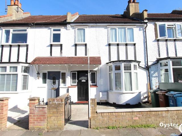 House for rent in Lane, Greater London