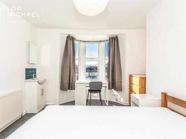 Room for rent in Brunswick, Brighton & Hove