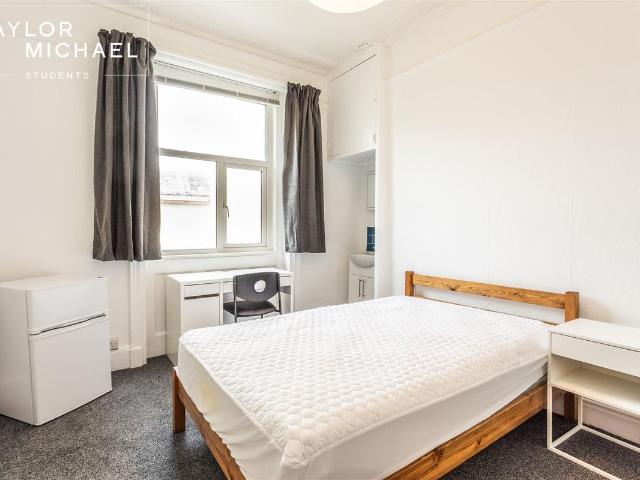 Room for rent in Brunswick, Brighton & Hove