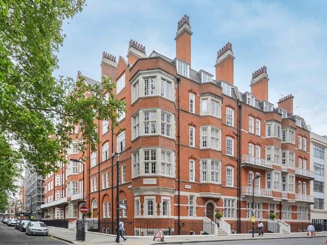 Apartment for rent in Saint Giles, Bloomsbury