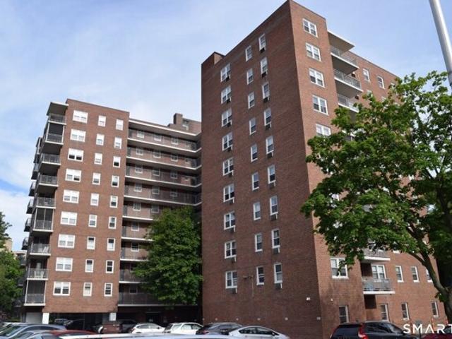Condo for sale in Cos Cob, Connecticut