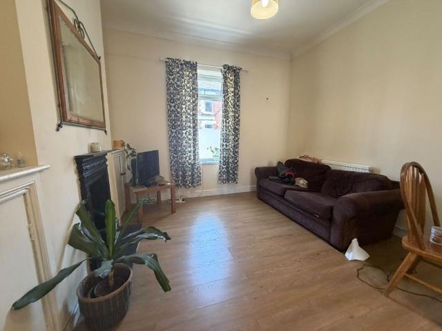 House for rent in Plasnewydd, Falcon Lodge