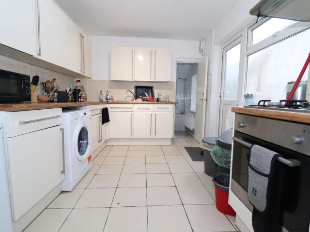 House for rent in Plasnewydd, Cardiff