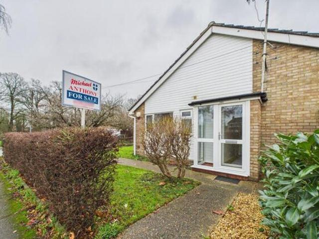 House for sale in Bedgrove, Aylesbury