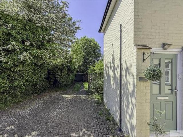 House for sale in Pouchen End, Hertfordshire