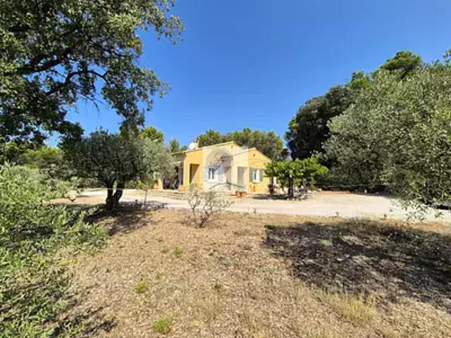 Maison vente à Carpentras, Bédoin