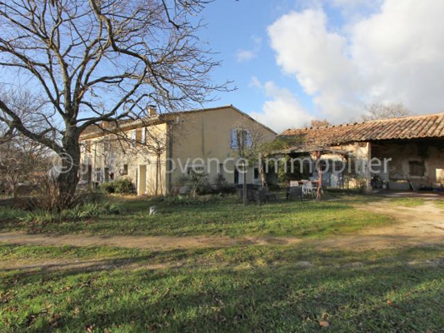 Maison vente à Carpentras, Bédoin