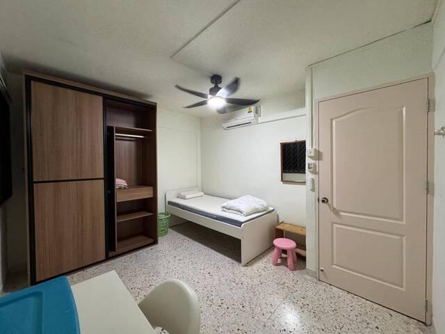 Room for rent