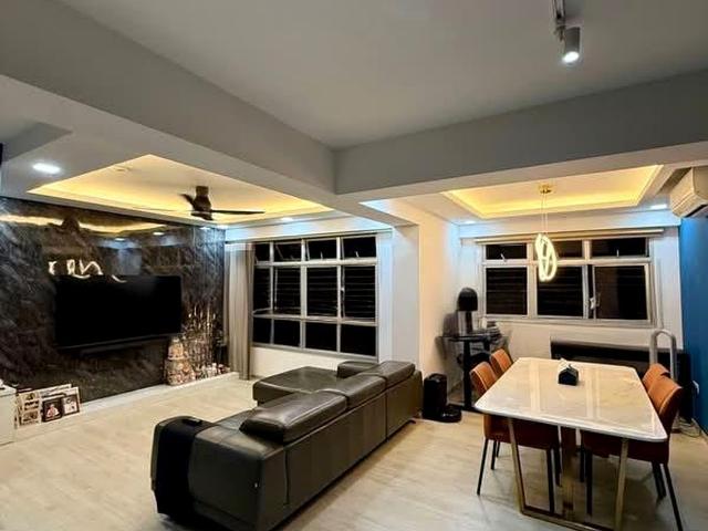 Detached House for sale