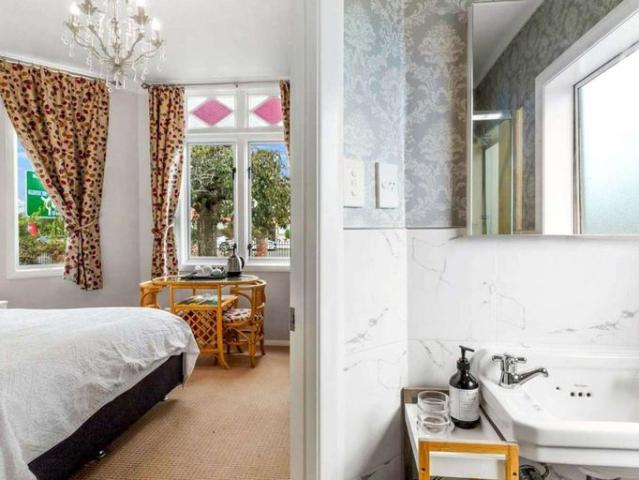 House for rent in Taranaki