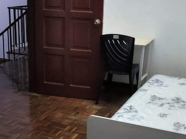 Room for rent in Petaling, Damansara Damai