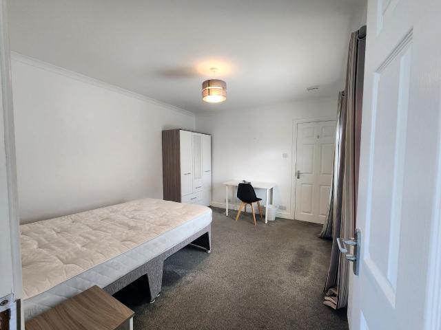 Room for rent in Watergate, Devon