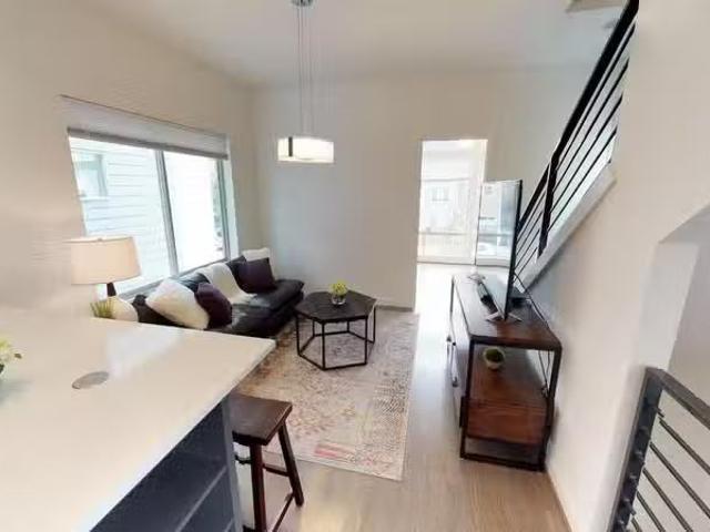 Condo for rent in Seattle