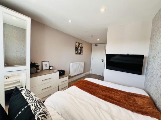 Room for rent in California, Key Street